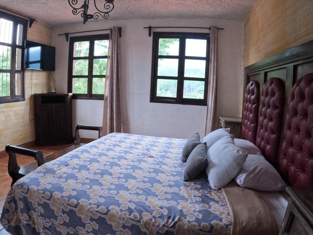 Santa Lucía Milpas Altas Hotel El Mirador Anexo 1 מראה חיצוני תמונה